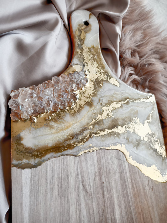 Geode Resin Cutting board , handmade white gold resin cheeseboard, engagement gift ,luxury gift